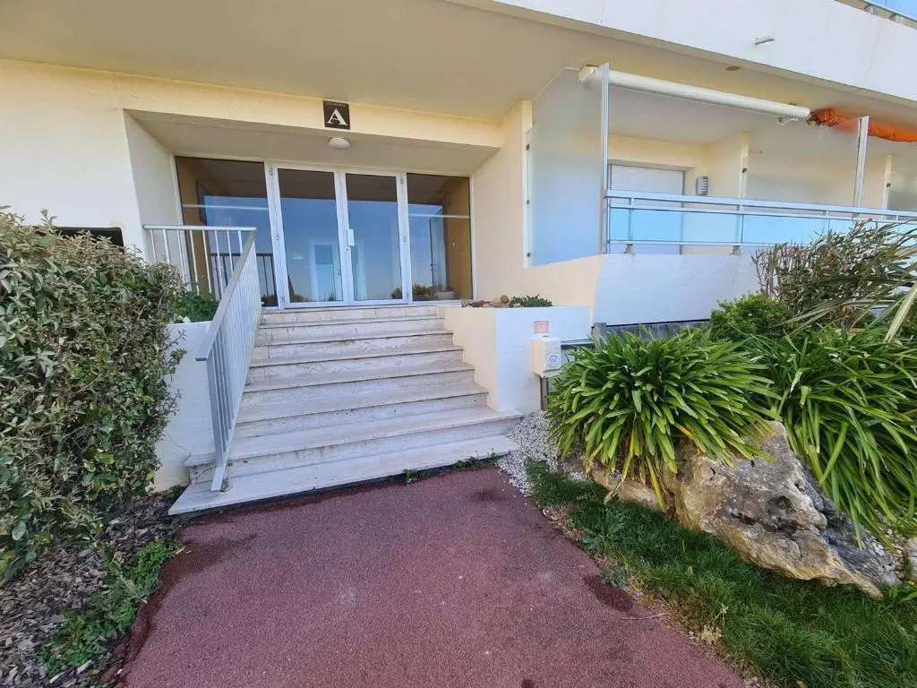 Appartement Saint-Hilaire-de-Riez, 1 pièce, 4 personnes - FR-1-224C-160