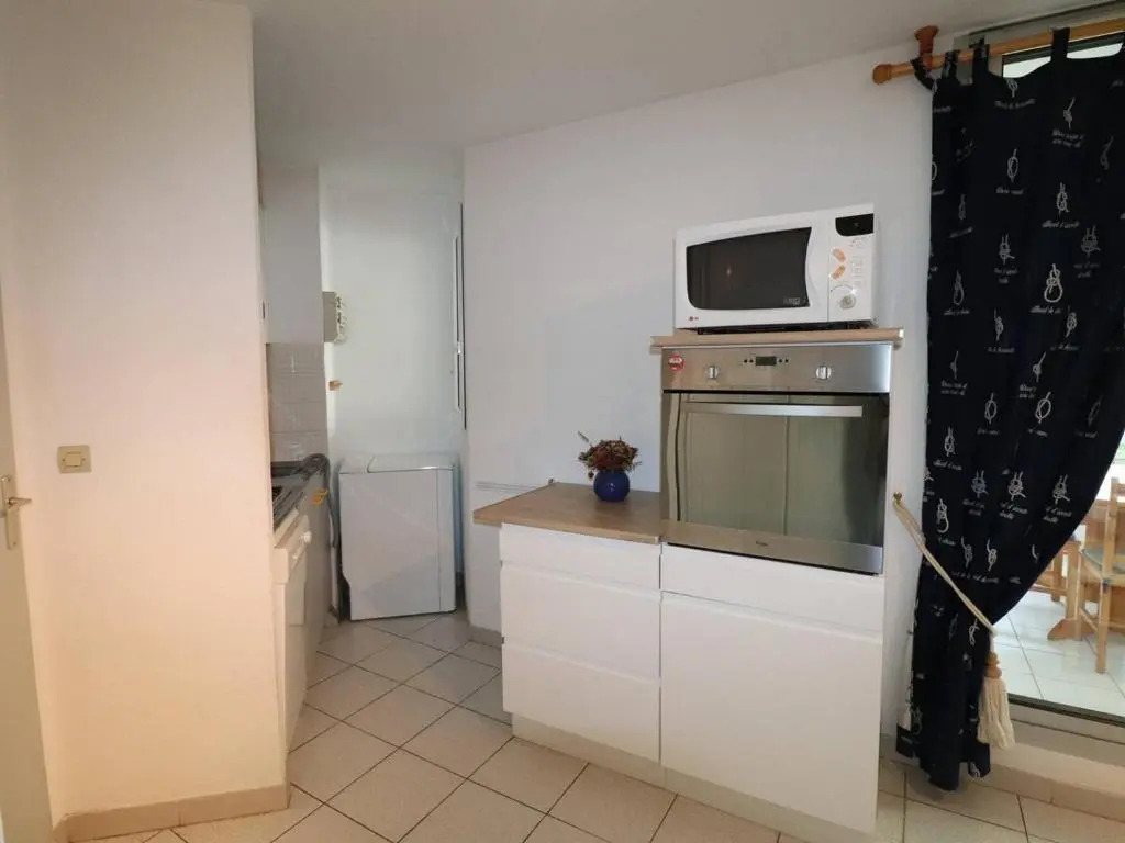 Appartement Le Grau-du-Roi, 2 pièces, 6 personnes - FR-1-307-176