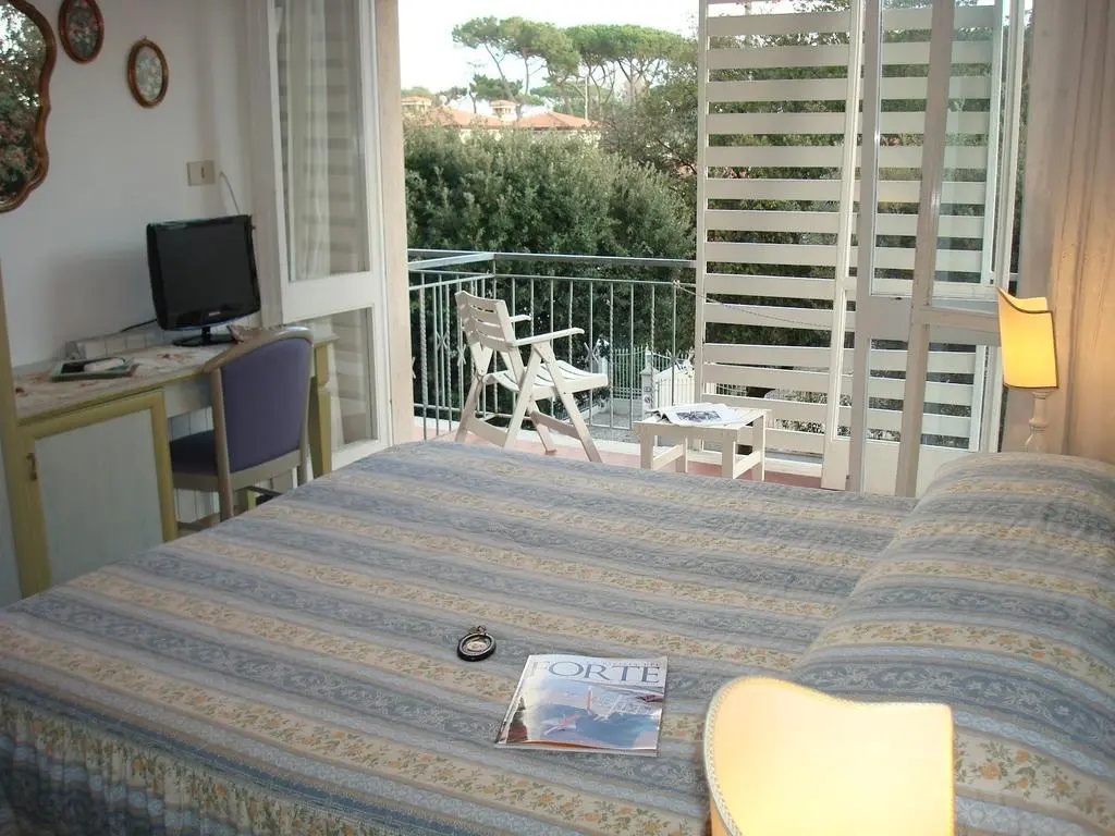 Hotel Villa Rona