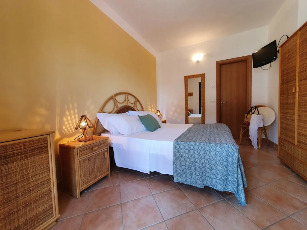 Solone Beach Resort
