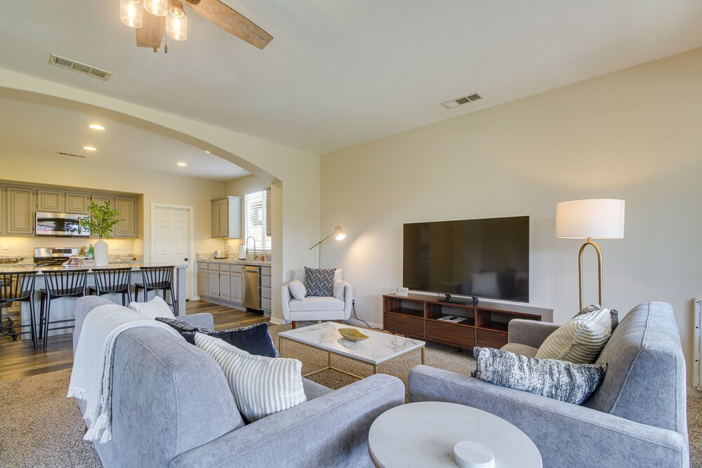 Stunning Indio Home w/ Private Pool & Spa!