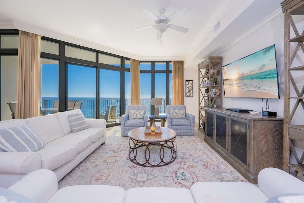 The Oasis 1710 Formerly Phoenix West Ii 1710 3 Bedroom Condo