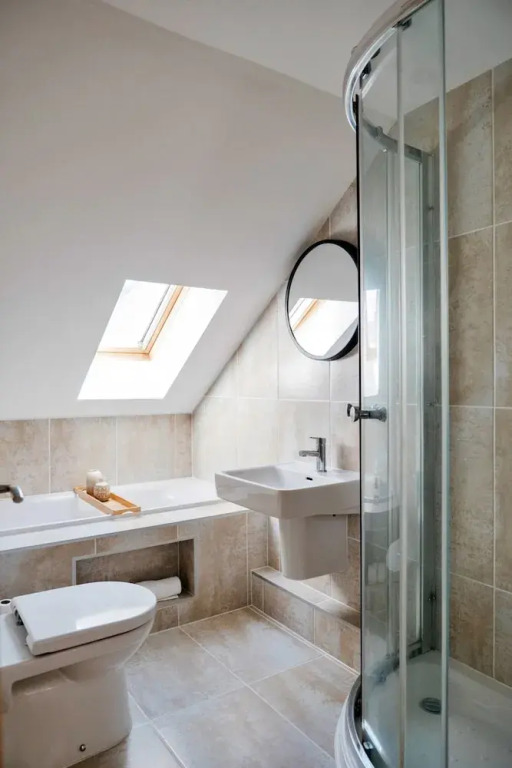 Stylish Apartment Near Newquay Beach, No Deposit