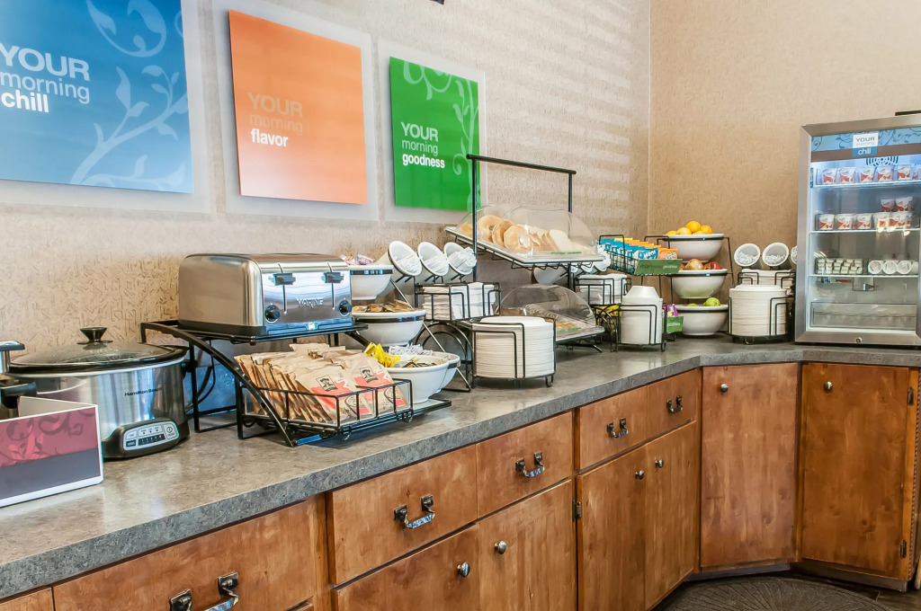 Comfort Inn & Suites Midtown