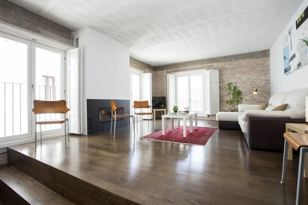 SingularStays Calatrava