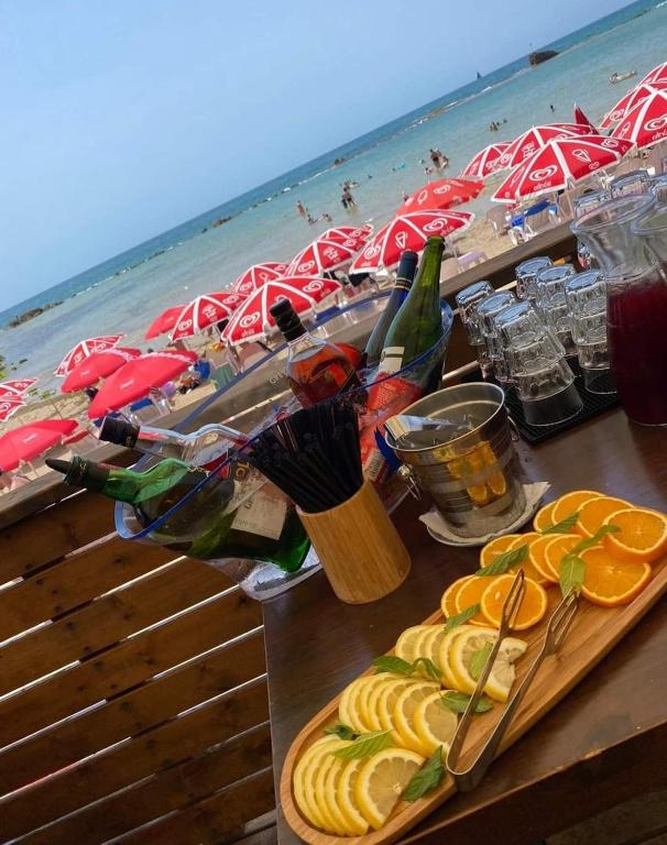 Colony Beach Bat Yam Apartments