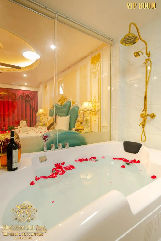 Kings Hotel Dịch Vọng