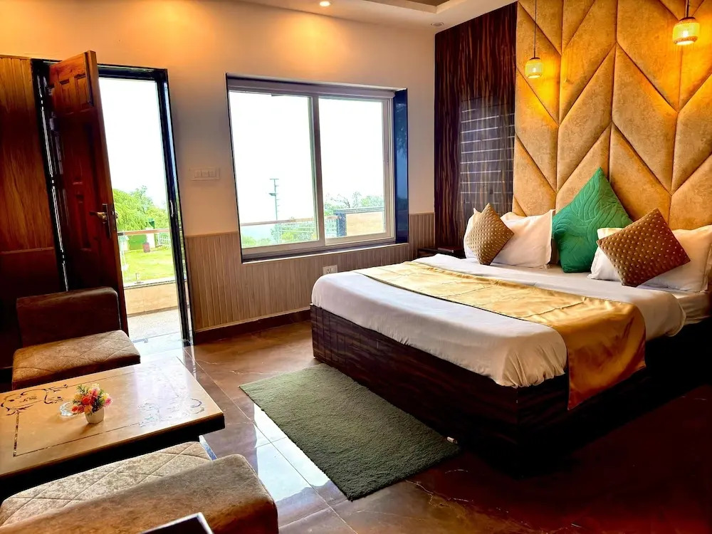 Heavens View Resort