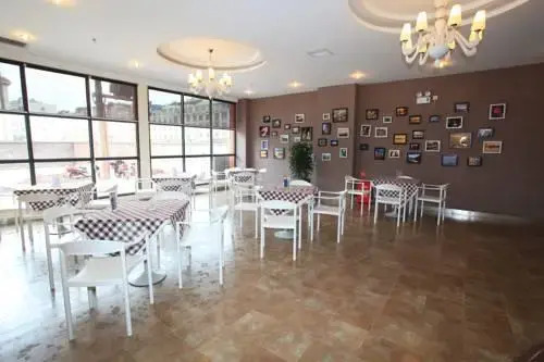 Super 8 Hotel Xichang Hangtian