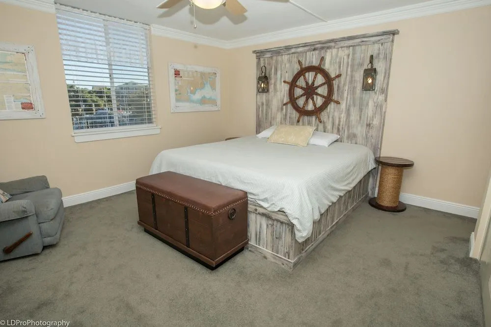 Dolphin Point 205A - 2 Br Condo