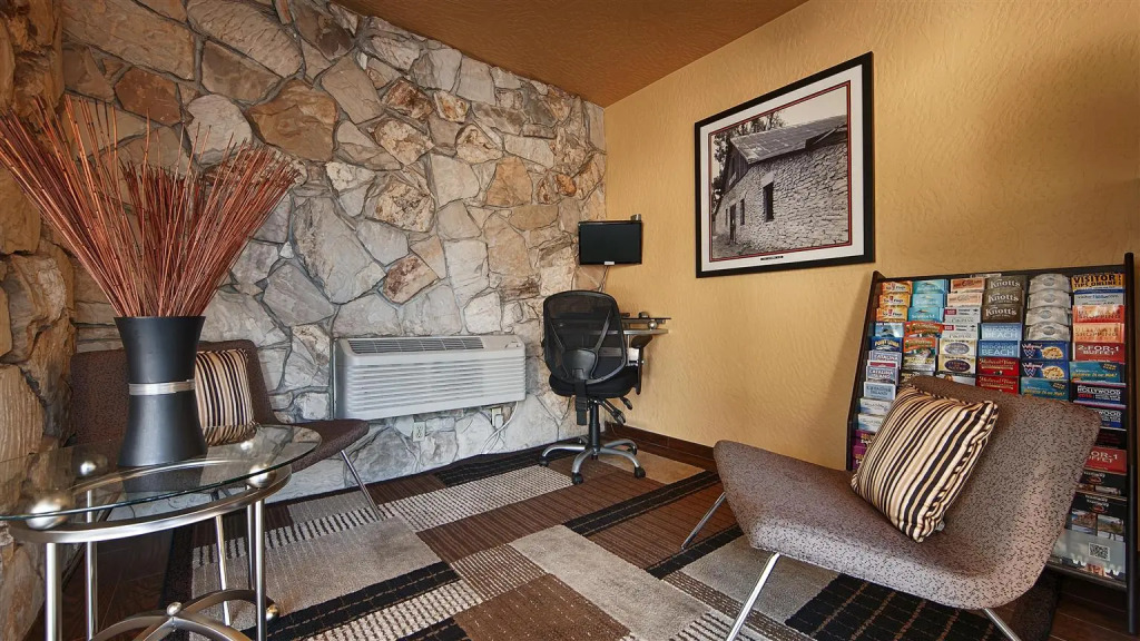 Best Western Pine Tree Motel