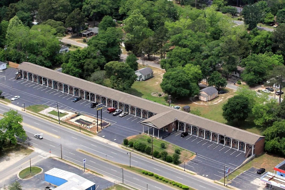 Scottish Inn and Suites Perry