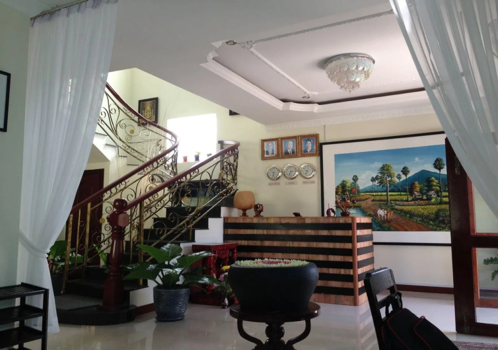Relax Inn Boutique