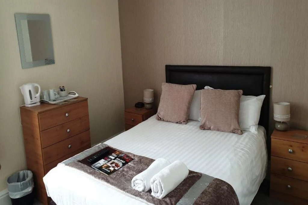 Hilbre Hotel