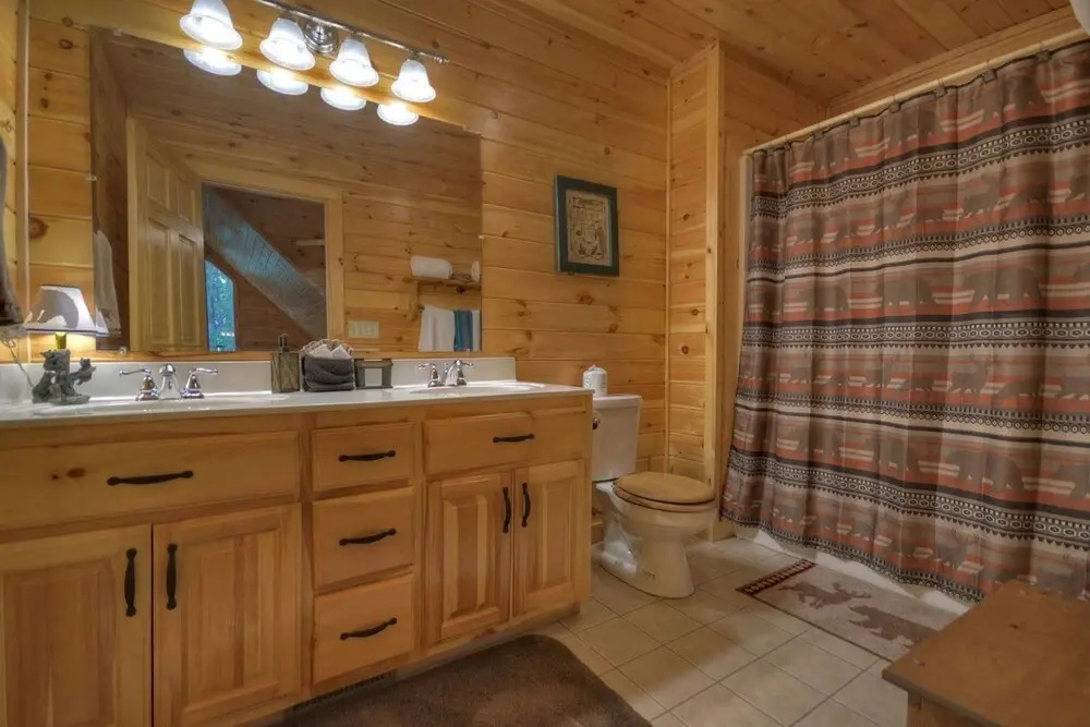 Oakawana Lodge