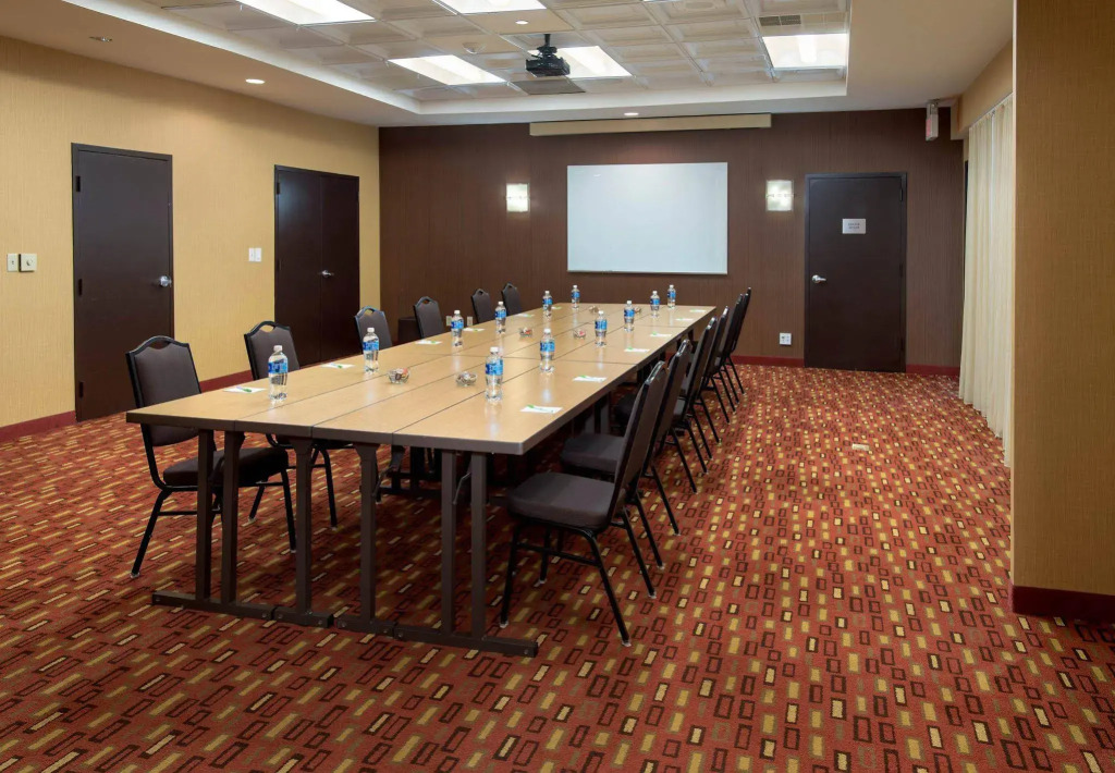 Courtyard by Marriott Secaucus Meadowlands