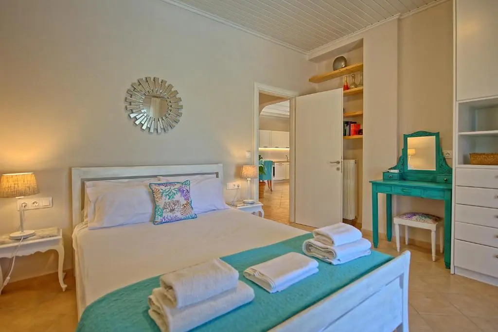 Beach Villa Joanna by PosarelliVillas