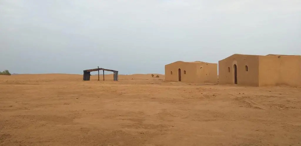 Sahara camp berber under stars