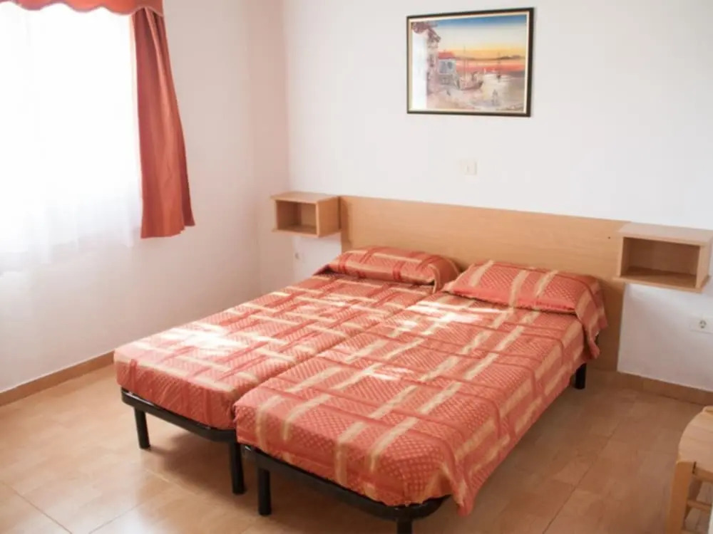 Carefully Furnished Bungalow With 2 Bathrooms, 7km From Pula