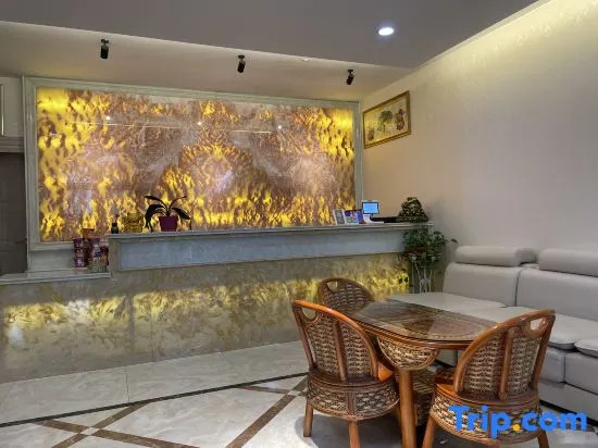 Rujia Huayi Hotel (Mengyin Mengshan Road Branch)