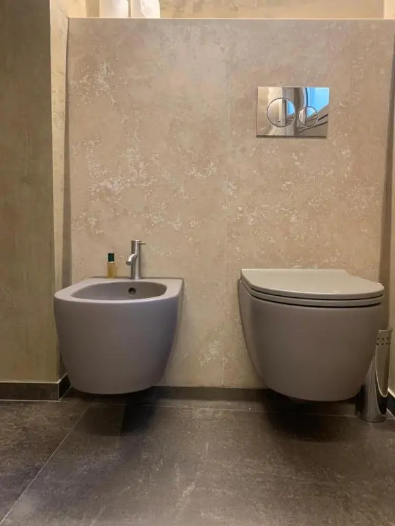 AI MAGAZZINI DEI MEDICI (casa con balcone)