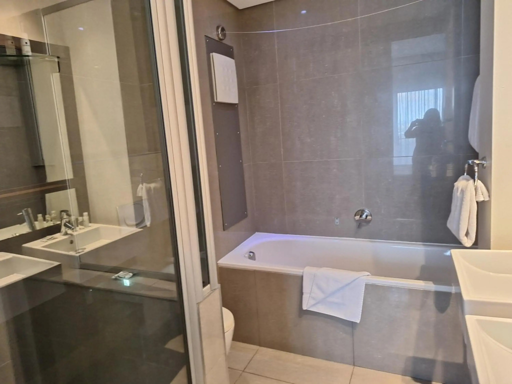 Genesis All-Suite Hotel