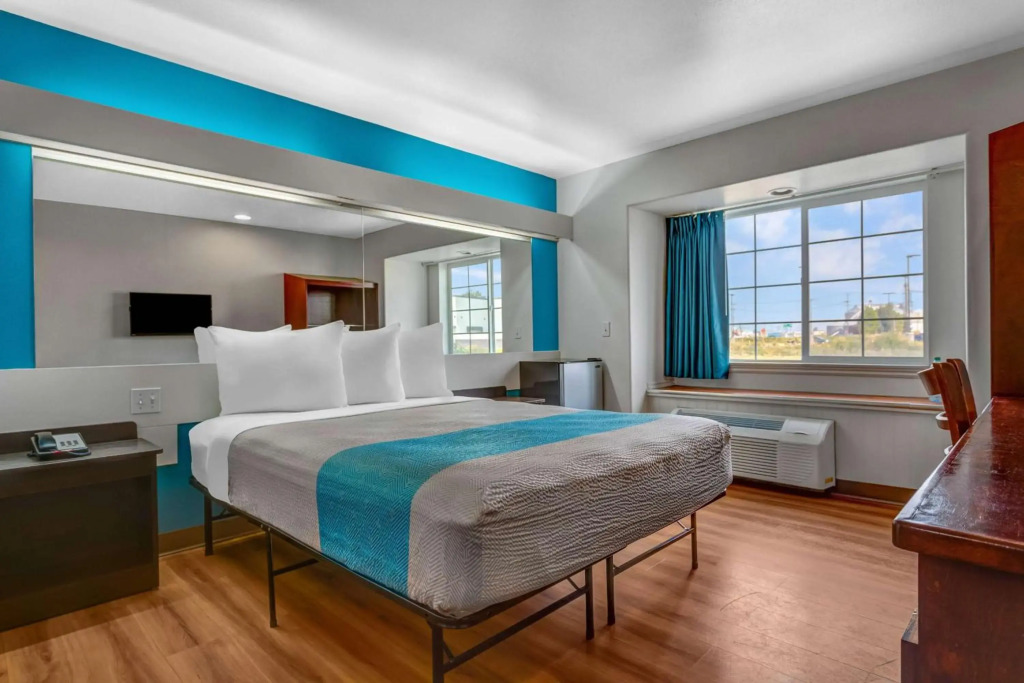 Motel 6-Idaho Falls, ID - Snake River