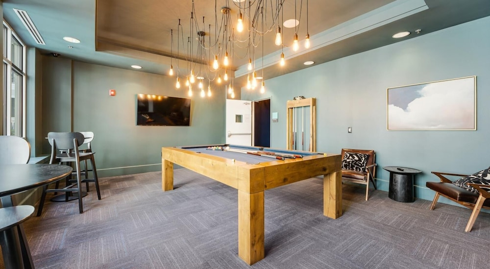 Landing Apartments Raleigh - North Hills