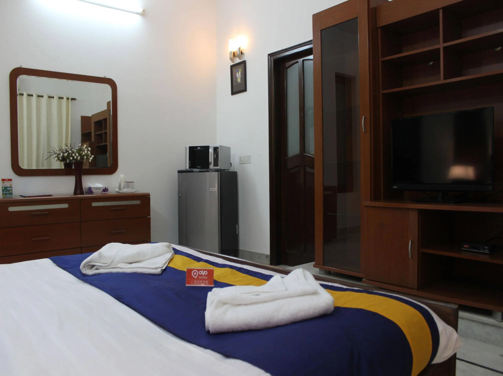 OYO Premium Signature Towers
