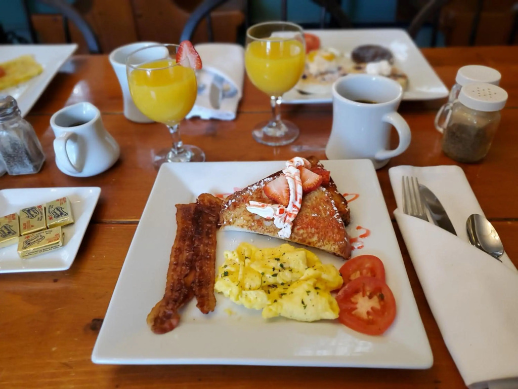 Cleveland House Inn
