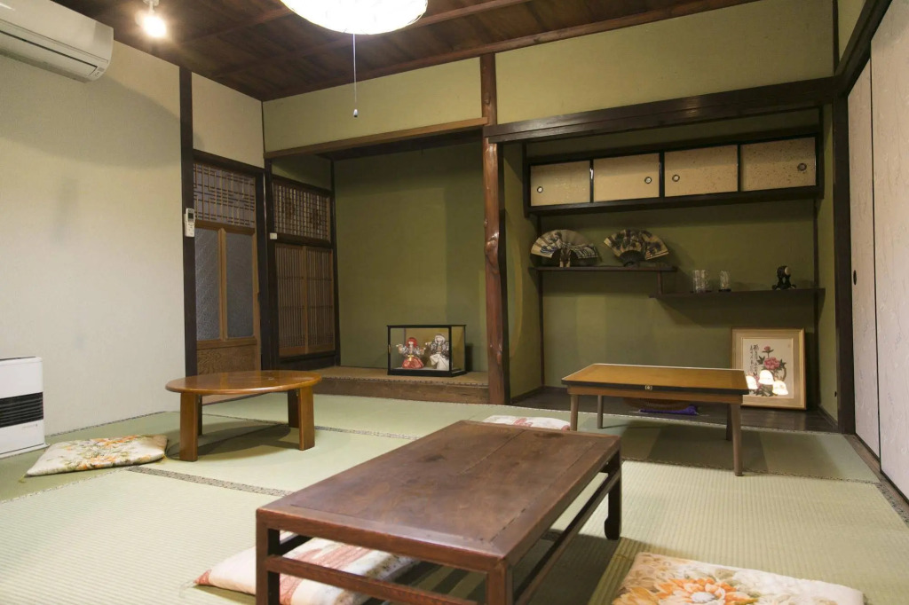 Female-Only Guesthouse Tomari-ya