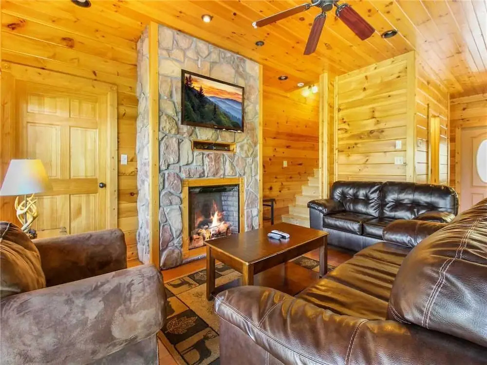 Big Sky Lodge II - Seven Bedroom Cabin