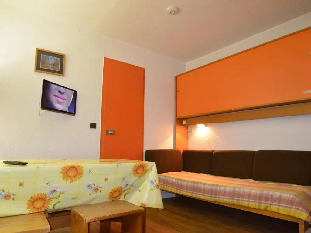 Appartement Les Menuires, 1 pièce, 2 personnes - FR-1-452-221