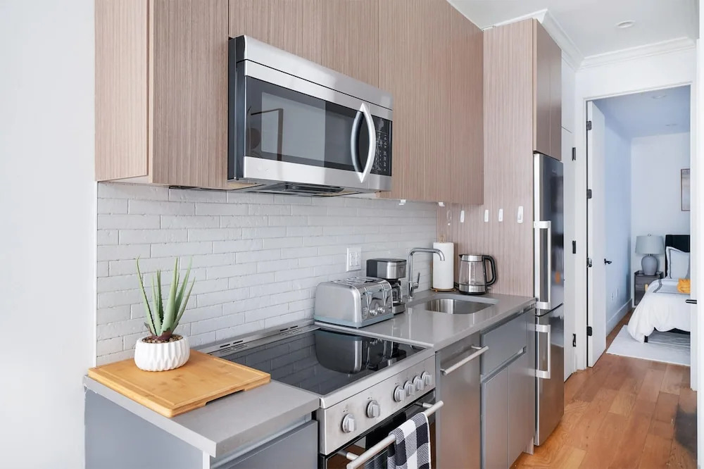 1288-5fs New Renovated 2 Bedrooms in UES