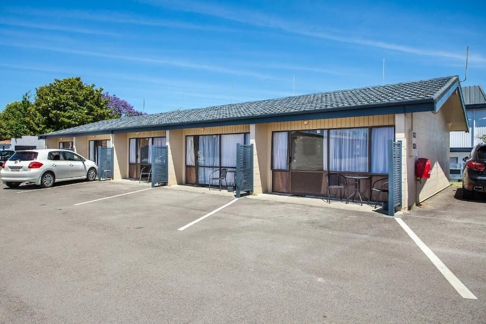NauMai Motel