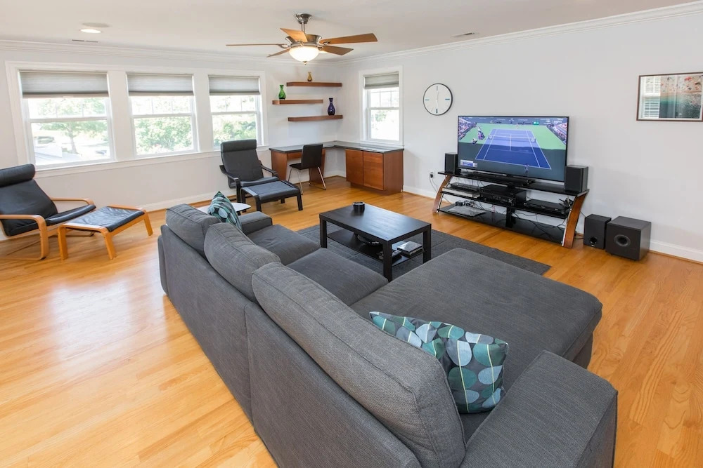 Pelican's Reach 4 Bedroom Condo