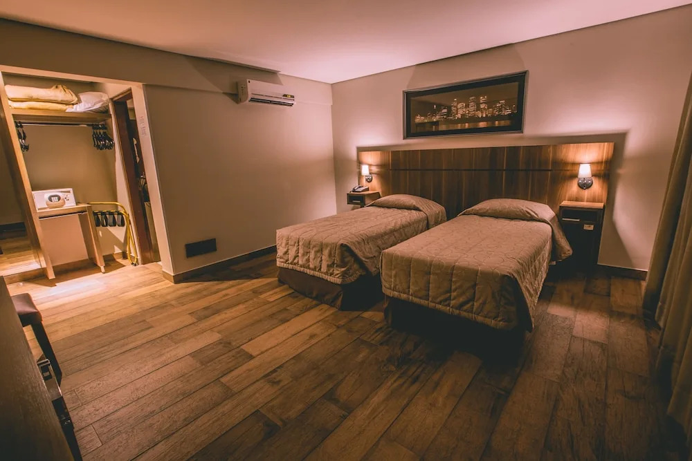 Padom Business Hotel