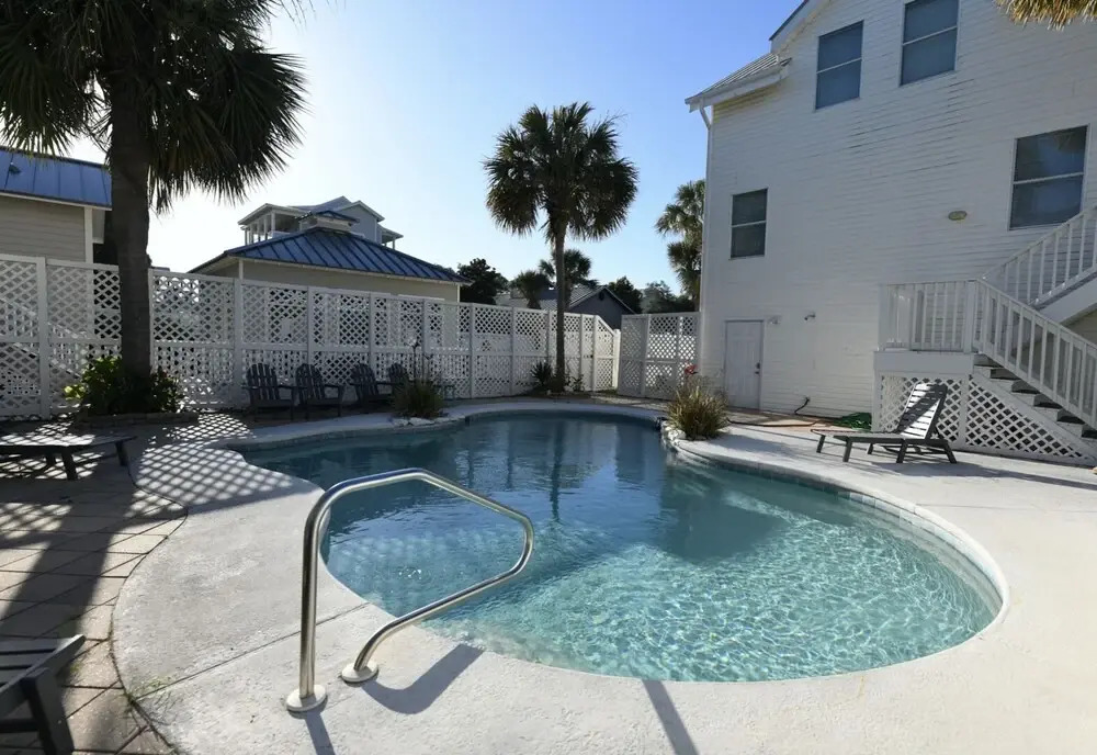 Destin Haven by Avantstay Steps to Beach Amazing Views w/ Pool!