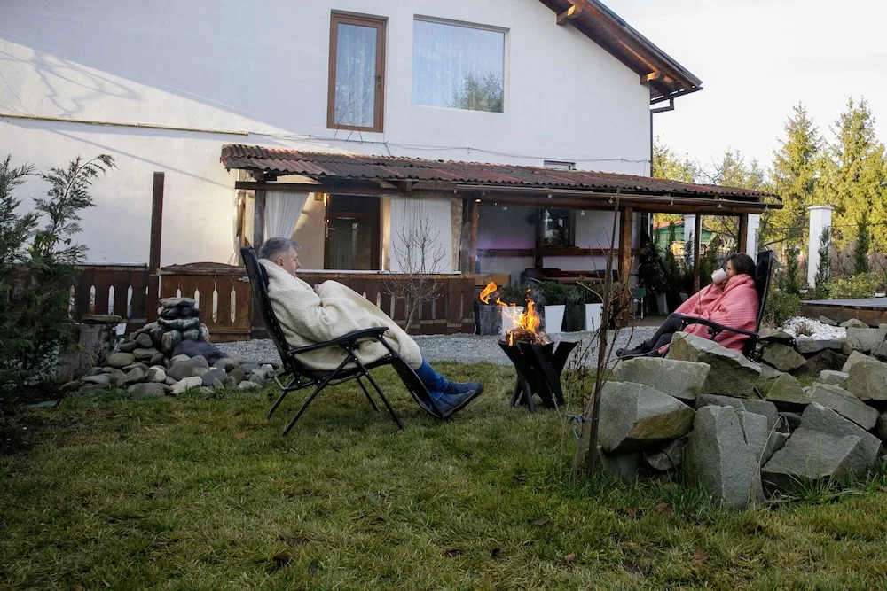 Tropica Home with Barbeque & Ciubar