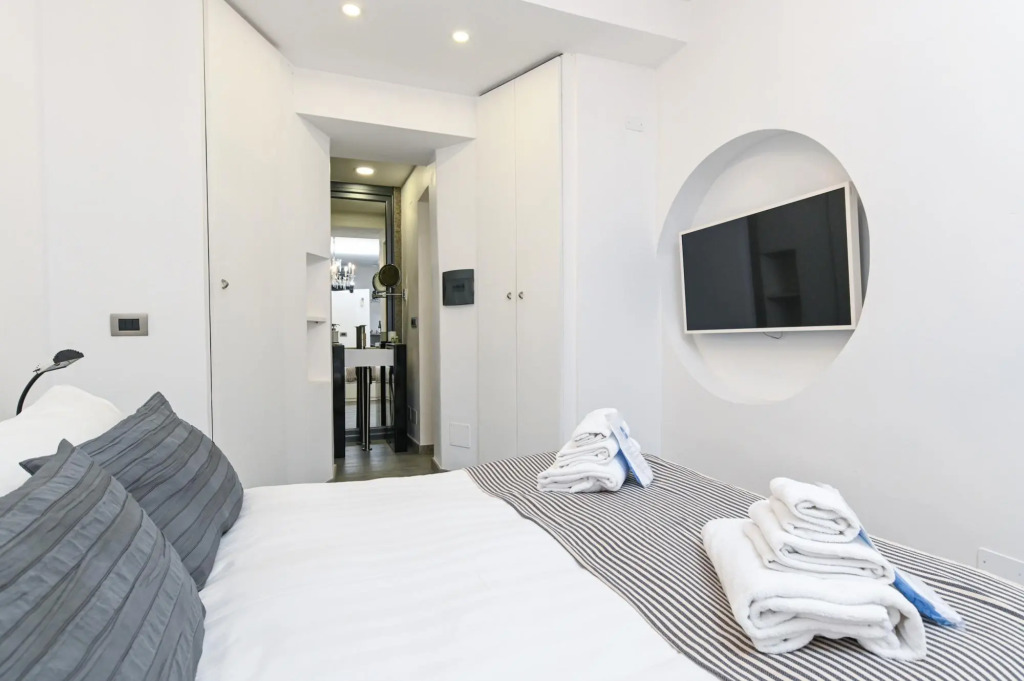 The Essential Trastevere Design Studio