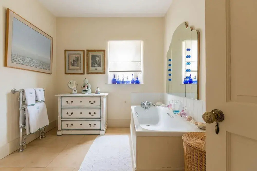 Quintessential Four Bedroom House in the Heart of