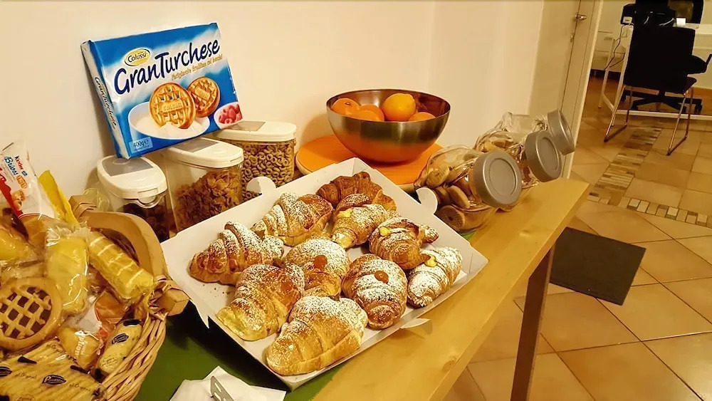 Zevi Home Bed and Breakfast
