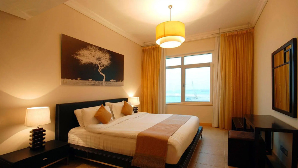 Palm Jumeirah Shoreline Residences