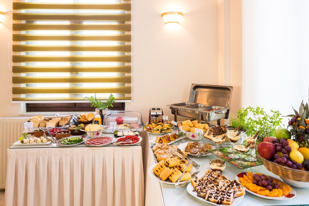 Eltina Hotel