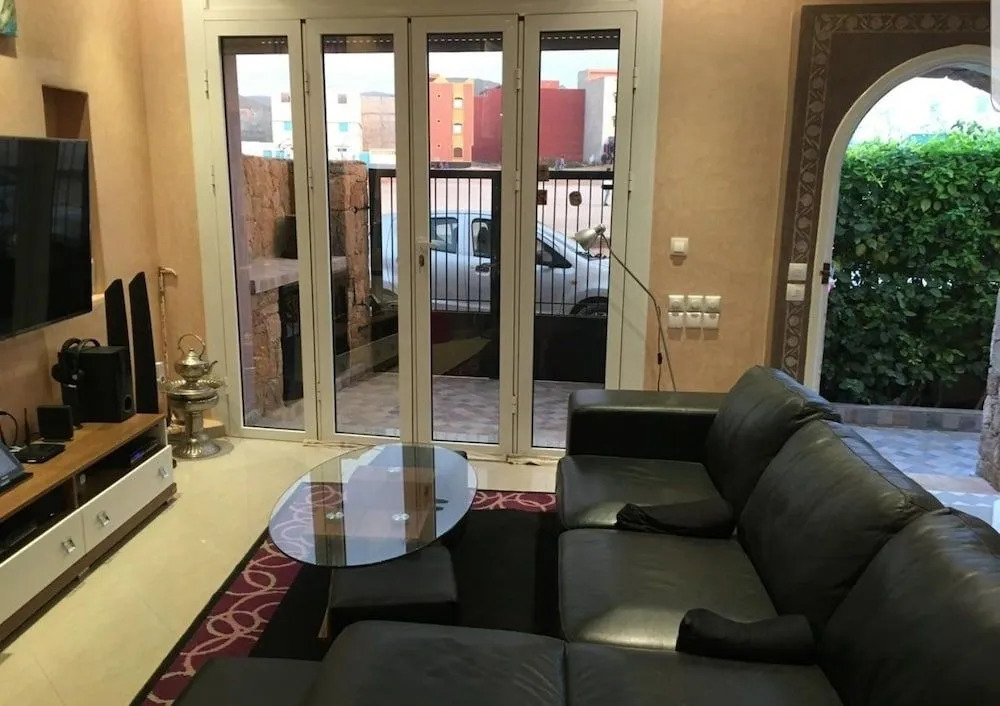 Europa mirlef t aventur Guest House