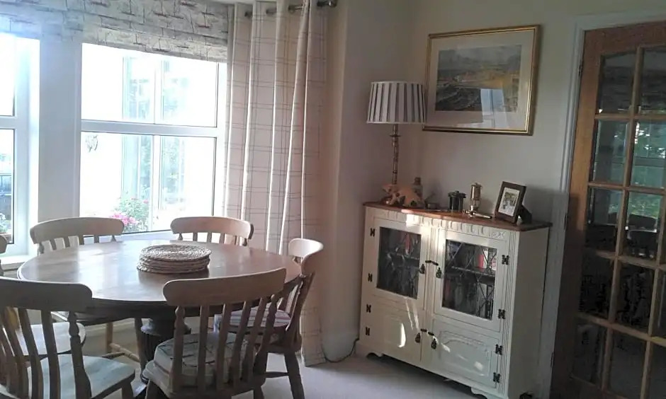 Little Orchard House Self-catering Garden View apartment