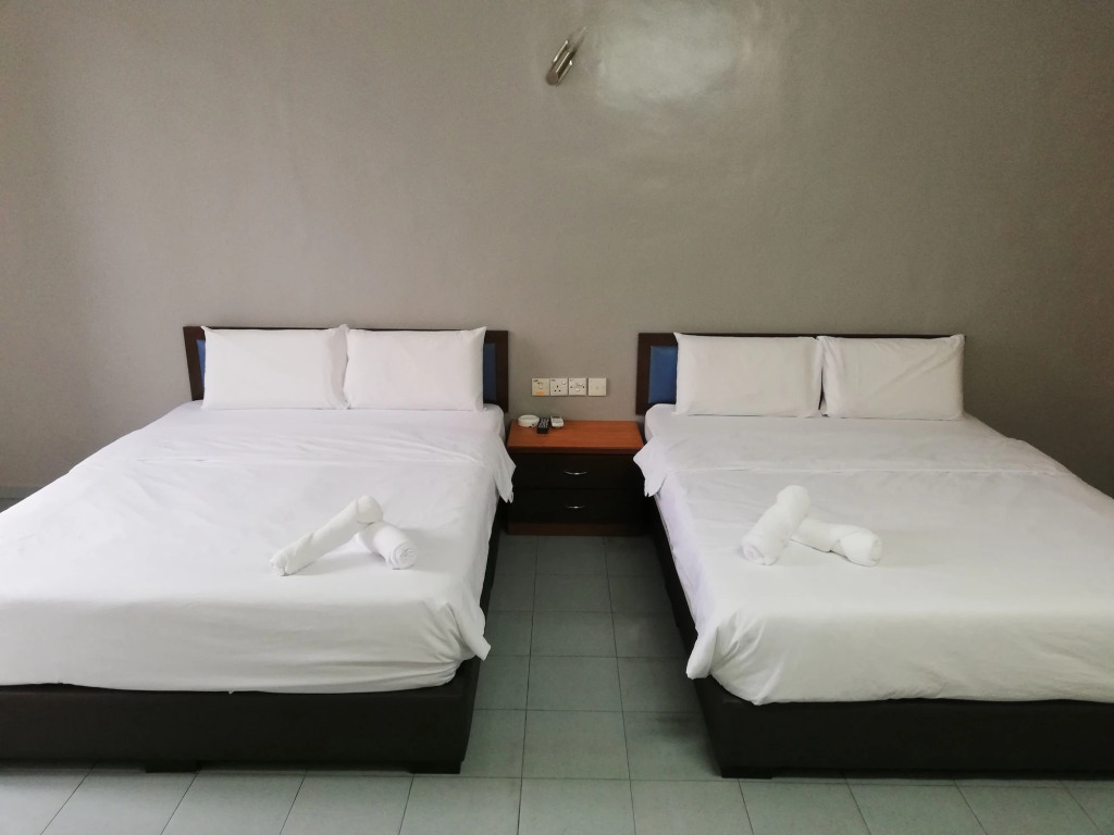 Lee Hotel