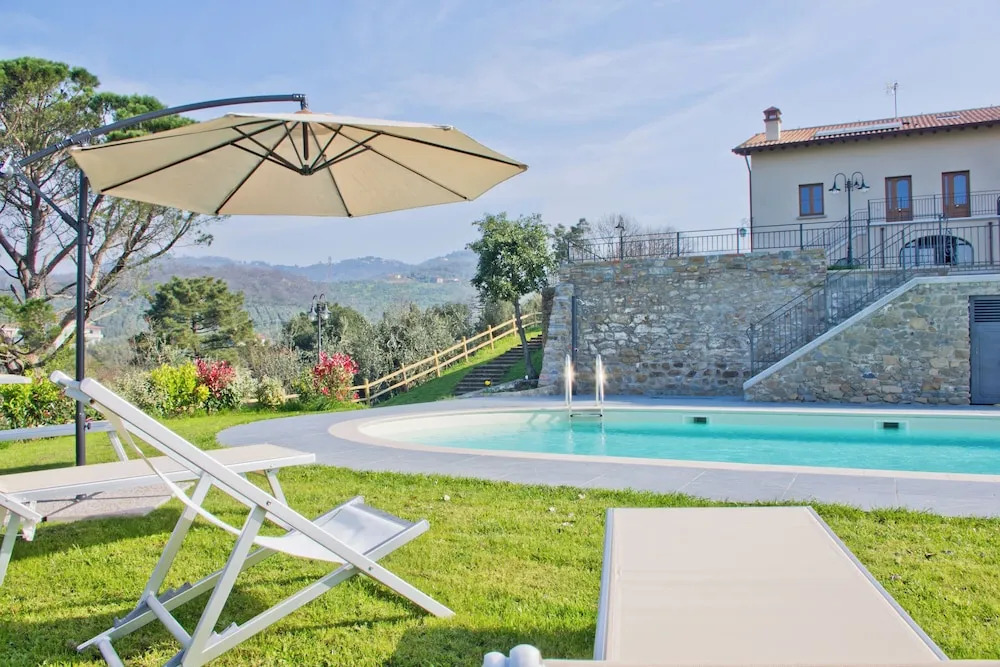 Amazing View on Hills with Shared Pool