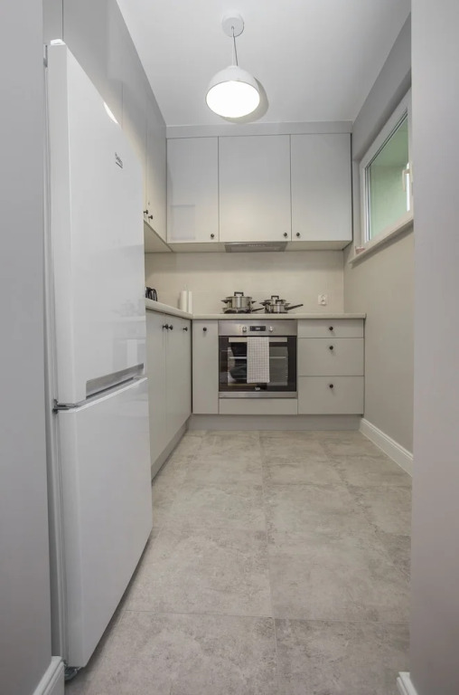Central Rental Apartament - Broniewskiego 15