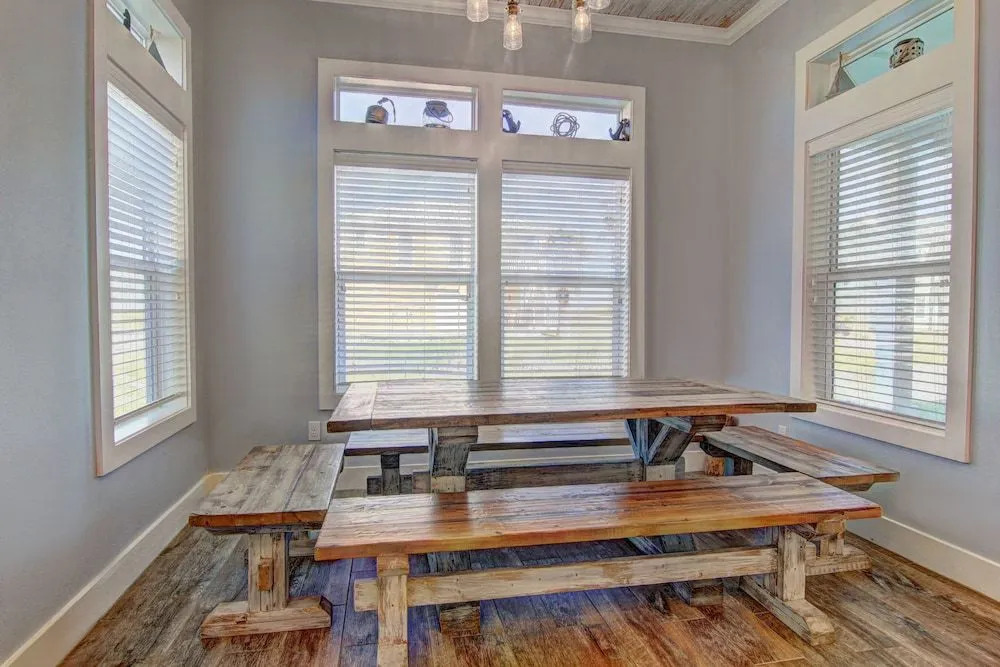 Postcards from Paradise 5BR Home
